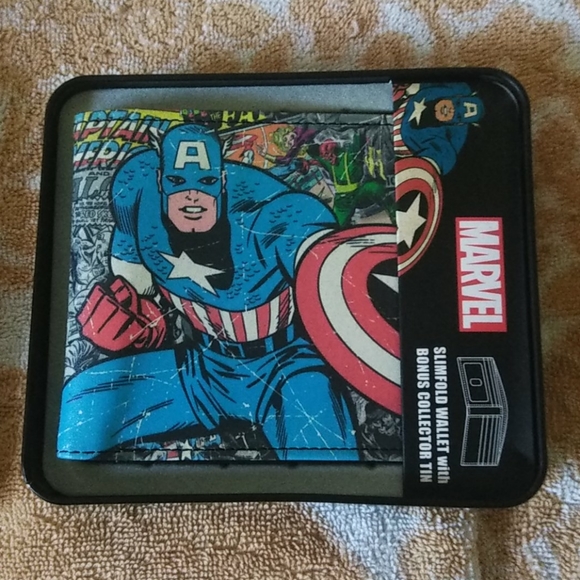 Marvel Comics Captain America Men's Slimfold Walle - Picture 2 of 4